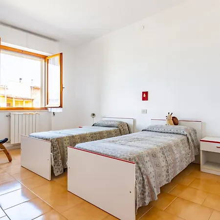 Appartamento Comfy Old Fashion With Balcony *
